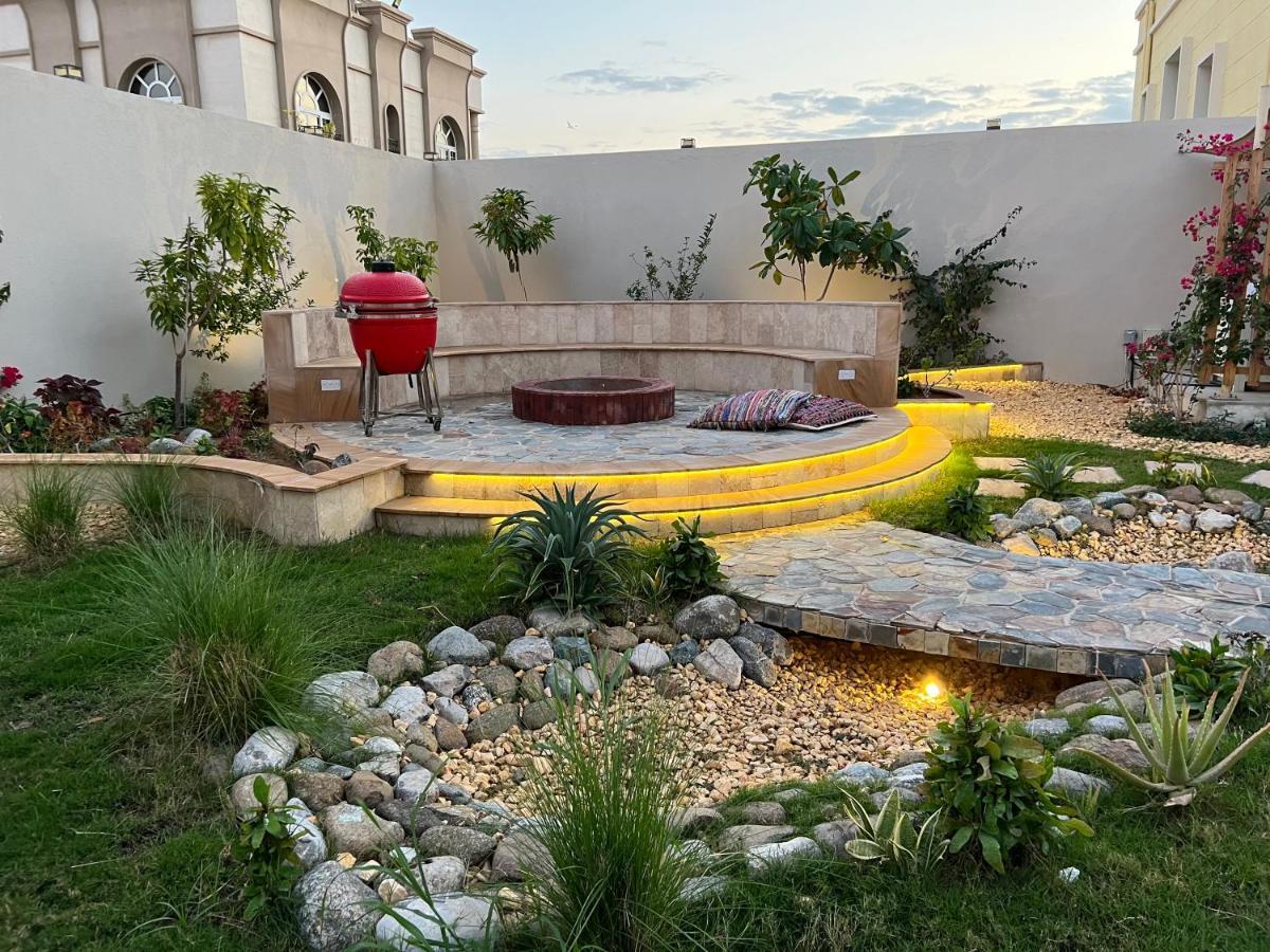 Casa Shakhbout Apartment Абу Даби Екстериор снимка
